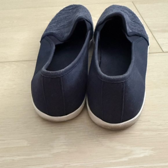 Nautica Navy Blue Slip On Shoes - Picture 4 of 8